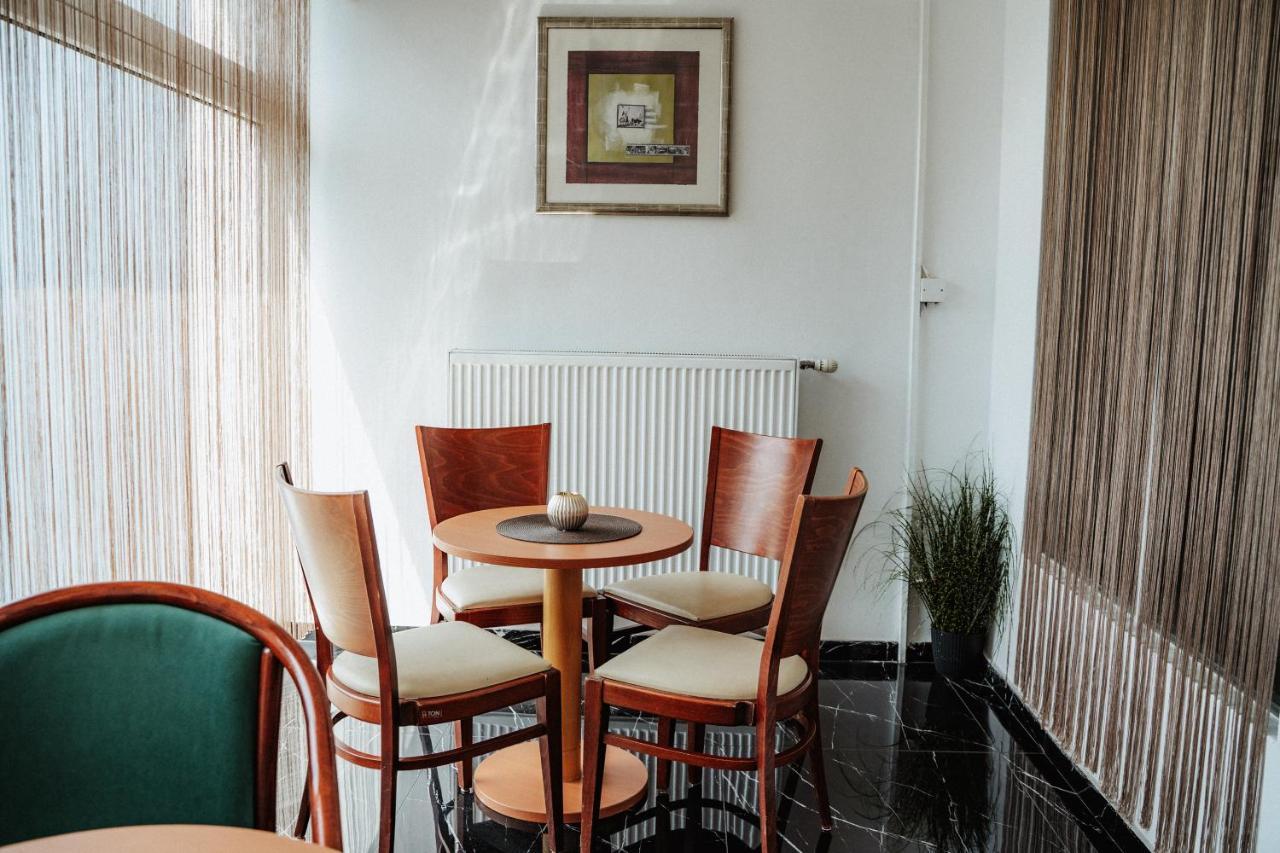 الشقق الفندقية زيلينافي  Dudok House المظهر الخارجي الصورة